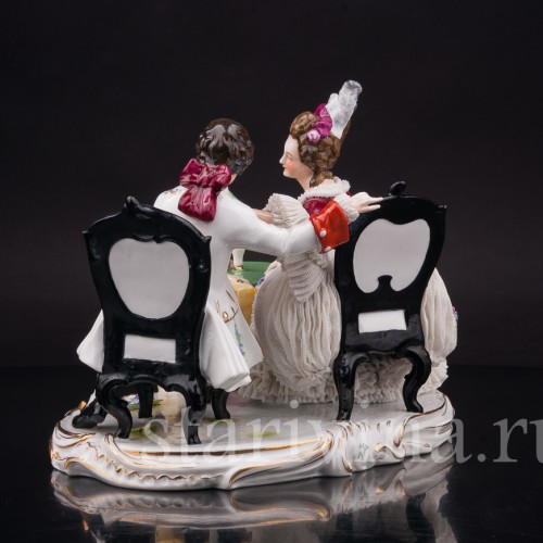Фарфоровая статуэтка За стаканчиком вина, кружевная, Дрезден, Германия, нач. 20 в.