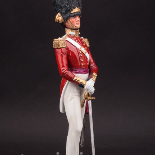 Фарфоровая статуэтка Офицер гренадерской гвардии, 1840 г, Sitzendorf, Германия, вт. пол. 20 в.