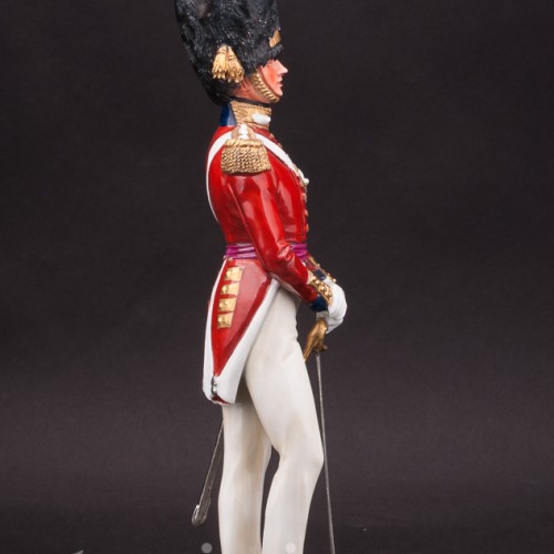 Фарфоровая статуэтка Офицер гренадерской гвардии, 1840 г, Sitzendorf, Германия, вт. пол. 20 в.
