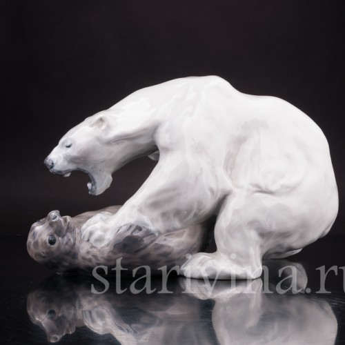 Композиция из фарфора Полярный медведь и морской котик, Royal Copenhagen, Дания, 1968 г.