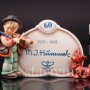 Фарфоровая статуэтка Маленький скрипач с собачкой, фирменная табличка, Goebel, Германия, 1995 г.