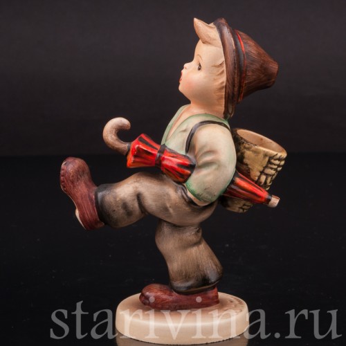 Фарфоровая фигурка Маленький путешественник, мальчик с зонтом и корзиной, Goebel, Германия, сер. 20 в.