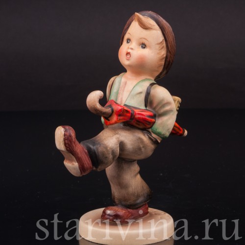 Фарфоровая фигурка Маленький путешественник, мальчик с зонтом и корзиной, Goebel, Германия, сер. 20 в.