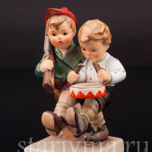 Фигурка из фарфора Походный марш, Goebel, Германия, 1992 г.