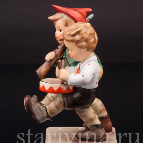 Фигурка из фарфора Походный марш, Goebel, Германия, 1992 г.