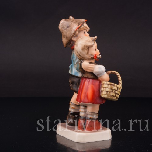 Фарфоровая фигурка За грибами, Goebel, Германия, 1960-72 гг.