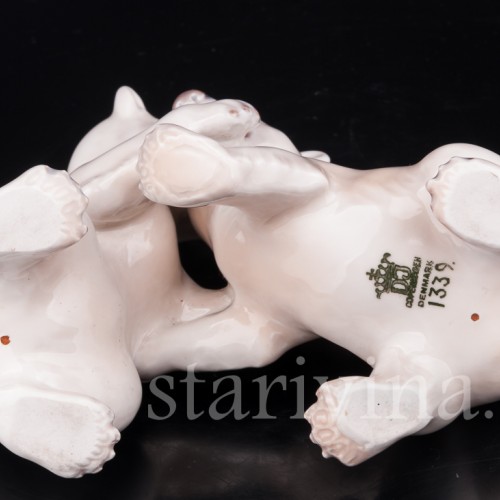 Статуэтка из фарфора Играющие медвежата, Dahl Jensen, Дания, 1920-80 гг.