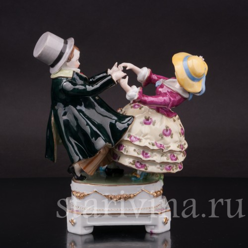 Фигурка из фарфора Танцующие дети E. A. Muller, Германия, 1890-1927 гг.