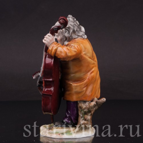 Фарфоровая фигурка Музыкант с котрабасом, Дрезден, Германия, нач. 20 в.