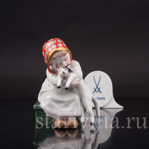 Фарфоровая статуэтка Девочка с кошкой, Meissen, Германия, 1968 г.