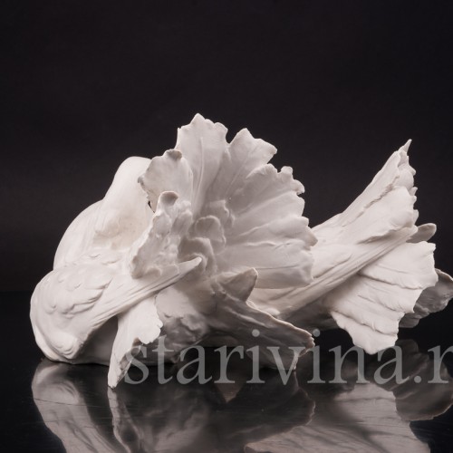 Фарфоровая статуэтка птиц Голубь и голубка, Tay, Италия, вт. пол. 20 в.