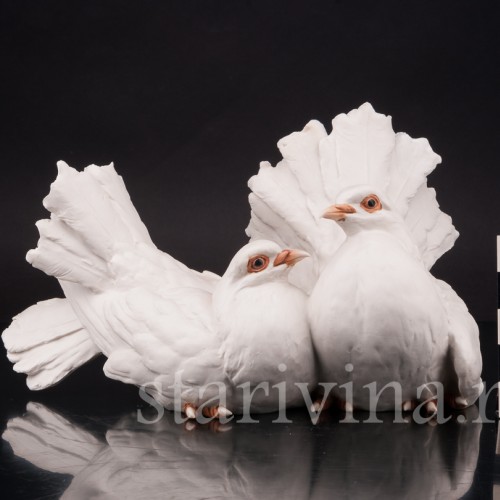 Фарфоровая статуэтка птиц Голубь и голубка, Tay, Италия, вт. пол. 20 в.