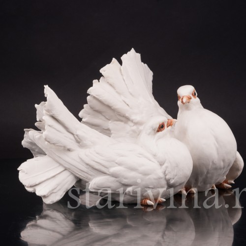 Фарфоровая статуэтка птиц Голубь и голубка, Tay, Италия, вт. пол. 20 в.