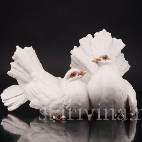 Фарфоровая статуэтка птиц Голубь и голубка, Tay, Италия, вт. пол. 20 в.