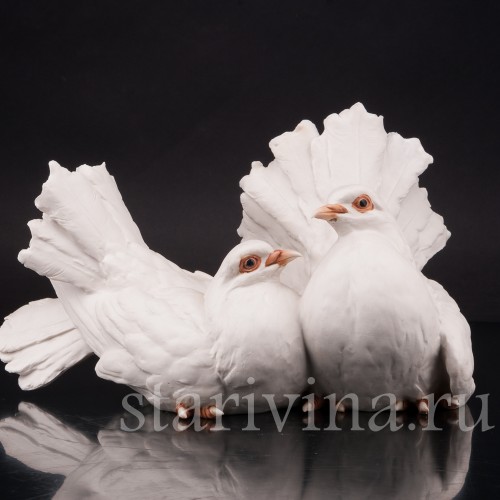 Фарфоровая статуэтка птиц Голубь и голубка, Tay, Италия, вт. пол. 20 в.