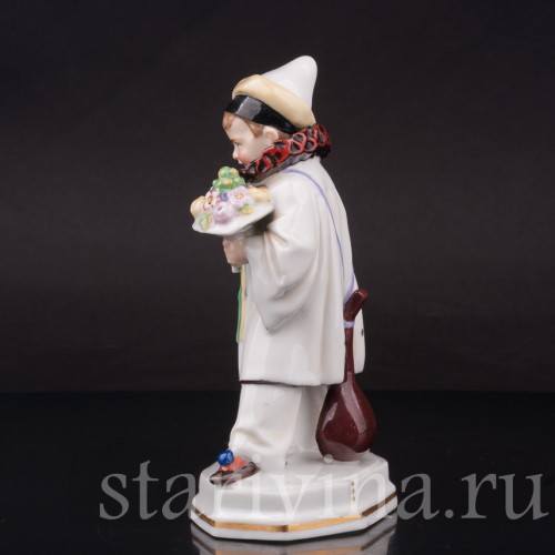 Фарфоровая статуэтка Пьеро, Hertwig & Co, Германия, 1920-30 гг.