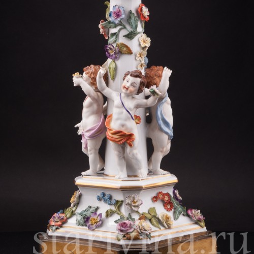 Фарфоровая лампа Четыре путти с цветами, Дрезден, Германия, пер. пол. 20 в.
