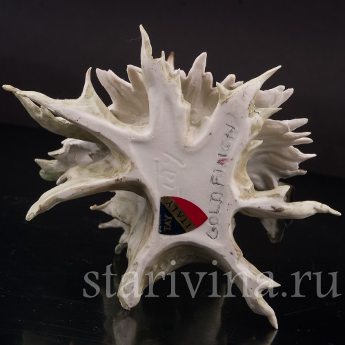 Фарфоровая статуэтка Щегол на подсолнухе Tay, Италия, вт. пол. 20 в.