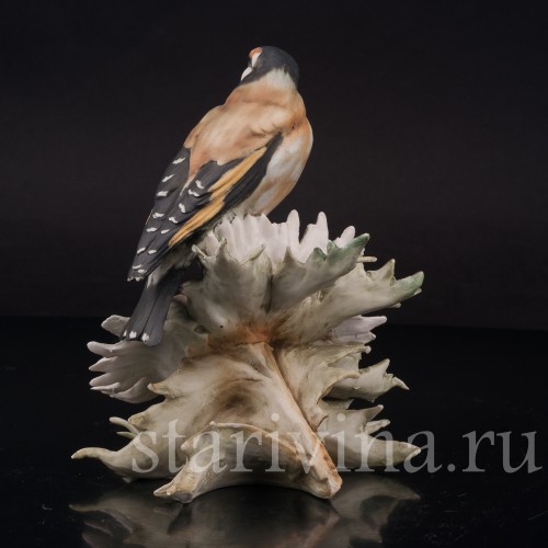 Фарфоровая статуэтка Щегол на подсолнухе Tay, Италия, вт. пол. 20 в.