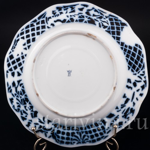 Декоративная тарелка из фарфора Лесное трио, Helena Wolfsohn, Германия, 1843-1878 гг.