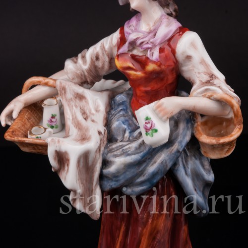 Статуэтка из фарфора Торговка, Ernst Bohne Sohne, Германия, сер. 20 в.