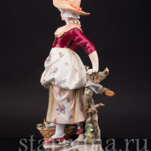 Фарфоровая статуэтка Рыбачка, Volkstedt, Германия, кон. 19 в.