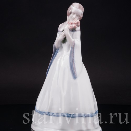 Фарфоровая статуэтка Девушка с розами, Rosenthal, Германия, 1913-14 гг.