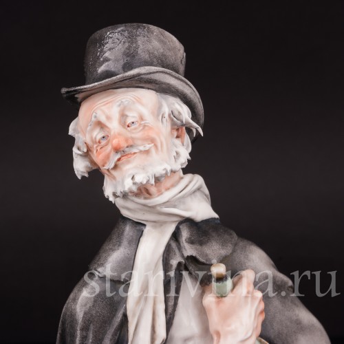 Фарфоровая статуэтка Старик с бутылкой, Giuseppe Cappe, Италия, сер. 20 в.