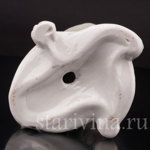 Фигурка из фарфора Папины штаны Capodimonte, Италия, сер. 20 в.