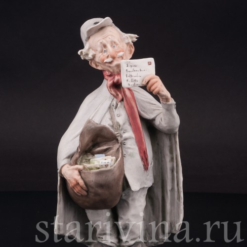 Фарфоровая статуэтка Почтальон, Giuseppe Cappe, Италия, 1961 г.