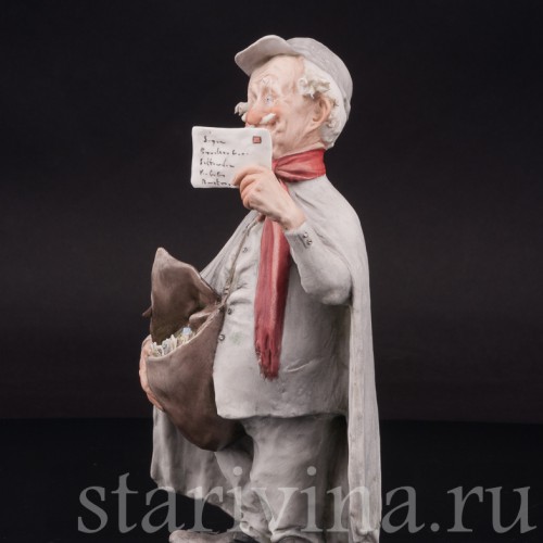 Фарфоровая статуэтка Почтальон, Giuseppe Cappe, Италия, 1961 г.