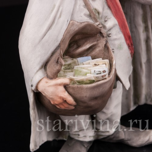 Фарфоровая статуэтка Почтальон, Giuseppe Cappe, Италия, 1961 г.