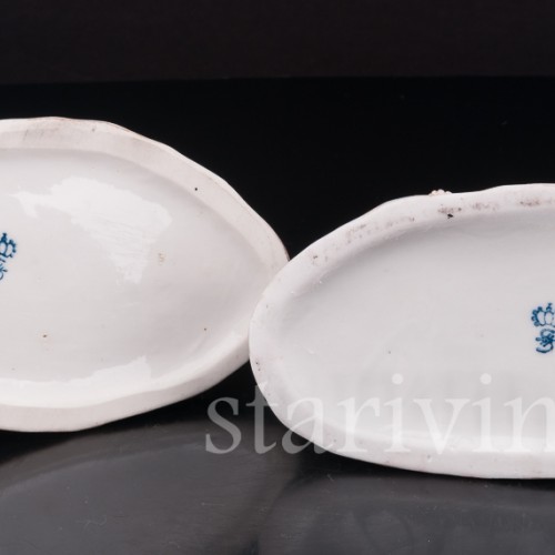 Парные фарфоровые статуэтки Пастушки с овечками, Sitzendorf, Германия, вт. пол. 20 в.