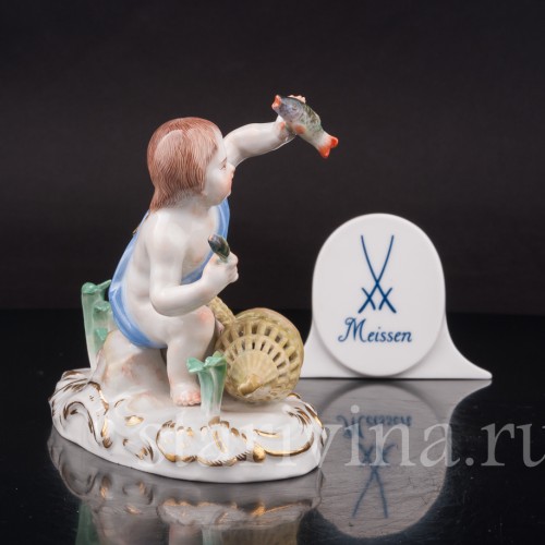 Фарфоровая статуэтка Аллегория воды, путти с рыбой, Meissen, Германия, 1951 г.