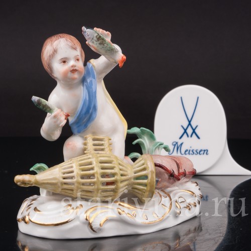 Фарфоровая статуэтка Аллегория воды, путти с рыбой, Meissen, Германия, 1951 г.