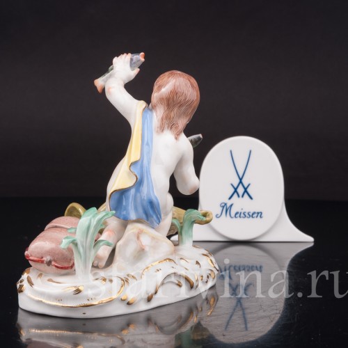 Фарфоровая статуэтка Аллегория воды, путти с рыбой, Meissen, Германия, 1951 г.