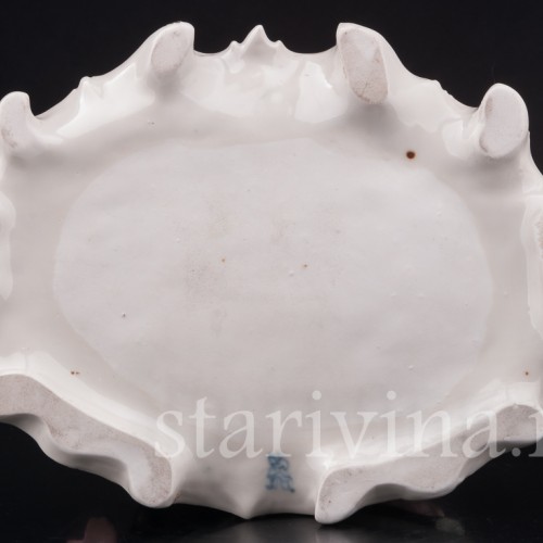 Фарфоровая статуэтка Романтическое свидание, кружевная  Volkstedt, Германия, нач. 20 в.