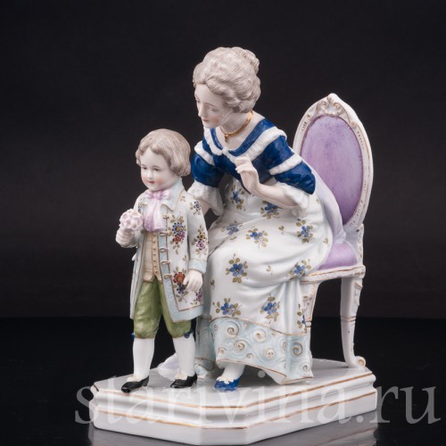 Статуэтка из фарфора Девушка с мальчиком, Scheibe-Alsbach, Германия, нач. 20 в.