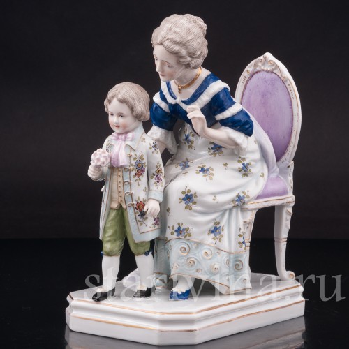 Статуэтка из фарфора Девушка с мальчиком, Scheibe-Alsbach, Германия, нач. 20 в.