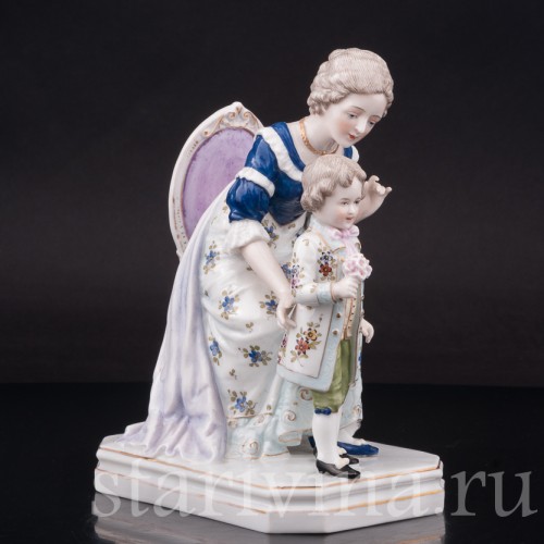 Статуэтка из фарфора Девушка с мальчиком, Scheibe-Alsbach, Германия, нач. 20 в.