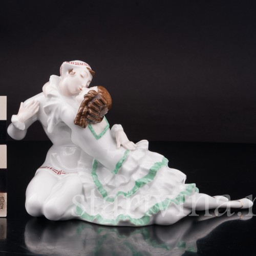 Фарфоровая статуэтка Поцелуй, Пьеро и Пьеретта Hutschenreuther, Германия, 1920-38 гг.