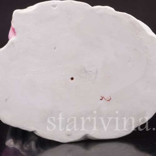 Фарфоровая статуэтка Дама в бургундском платье, Carl Thieme, Германия, перв. пол. 20 в.