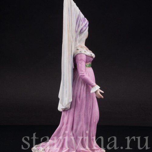 Фарфоровая статуэтка Дама в бургундском платье, Carl Thieme, Германия, перв. пол. 20 в.