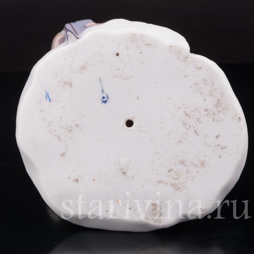 Фарфоровая статуэтка Дама в короне с книгой, Dressel, Kister & Co, Германия, нач. 20 в.