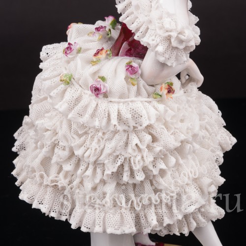 Фарфоровая статуэтка балерины Фанни Эльслер, кружевная, Volkstedt, Германия, до 1935 г.