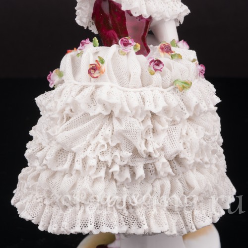 Фарфоровая статуэтка балерины Фанни Эльслер, кружевная, Volkstedt, Германия, до 1935 г.