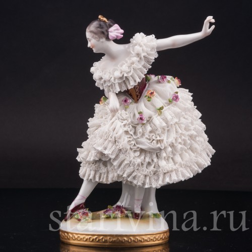 Фарфоровая статуэтка балерины Фанни Эльслер, кружевная, Volkstedt, Германия, до 1935 г.
