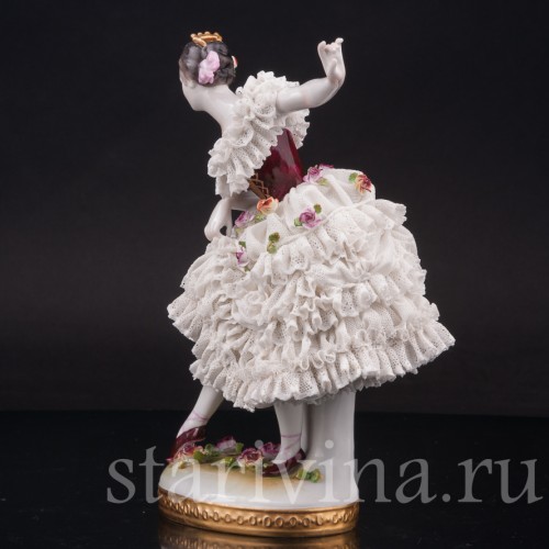 Фарфоровая статуэтка балерины Фанни Эльслер, кружевная, Volkstedt, Германия, до 1935 г.