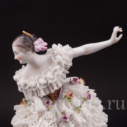 Фарфоровая статуэтка балерины Фанни Эльслер, кружевная, Volkstedt, Германия, до 1935 г.