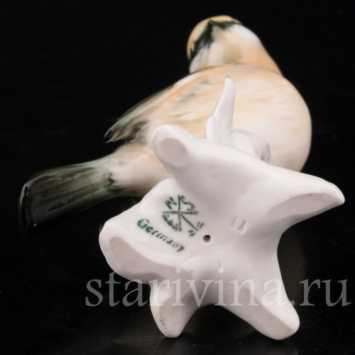 Фигурка птицы из фарфора Королёк Karl Ens, Германия, 1920-30 гг.